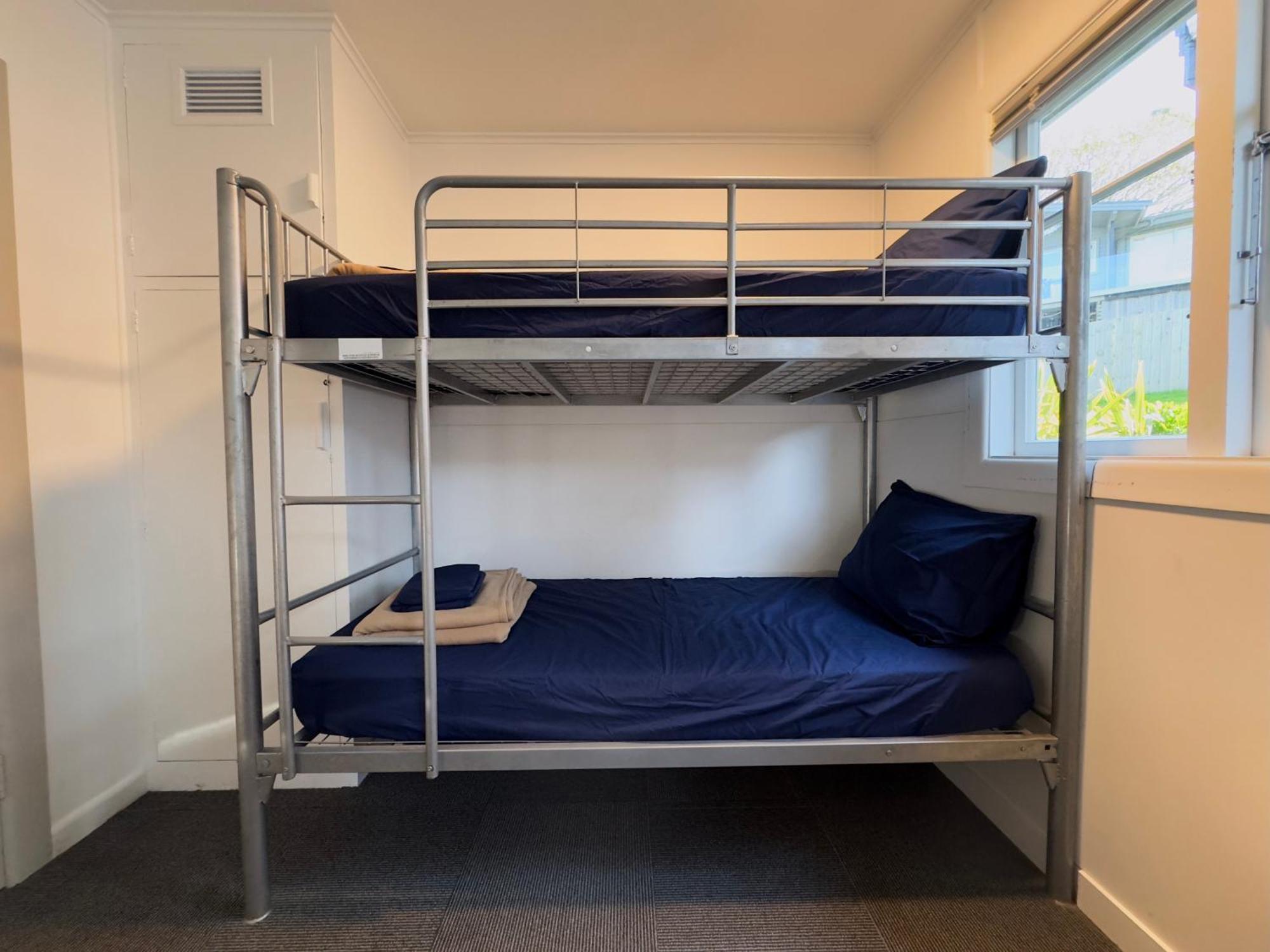 Waiheke Backpackers Hostel Onetangi Екстер'єр фото