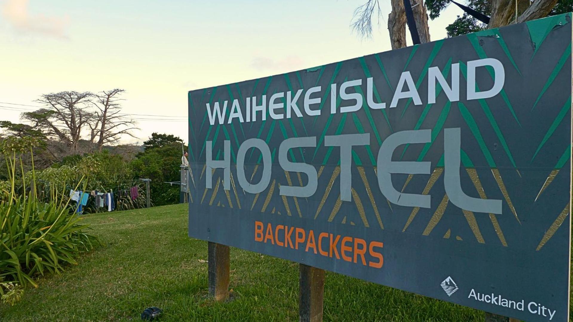 Waiheke Backpackers Hostel Onetangi Екстер'єр фото